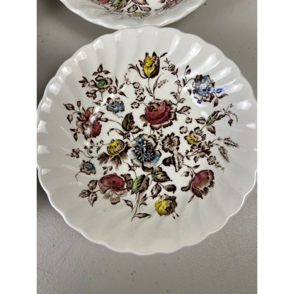 Johnson Bros Staffordshire Bouquet Ironstone Fruit‎ Bowls Set 4 Made in England - Picture 2 of 10